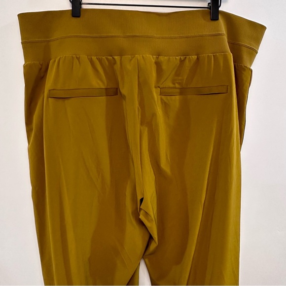 ATHLETA Brooklyn Textured Ankle Pants yellow - Picture 7 of 9